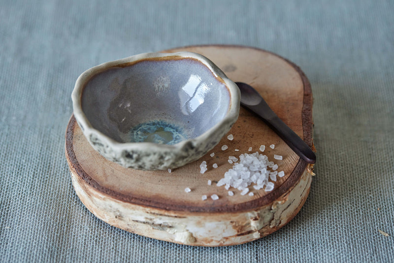 Spice bowl with spoon